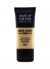 Matte Velvet Skin Full Coverage Foundation Cream Y255 Sand Beige