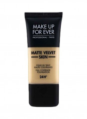 Matte Velvet Skin Full Coverage Foundation Cream Y225 Marble