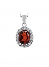 925 Sterling Silver With 4 Ct Garnet Studded Pendant Necklace