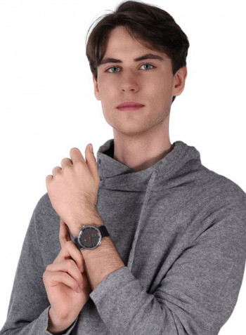 Men's Leather Analog Wrist Watch 1791735