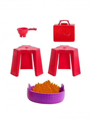 Club Chelsea Camper Doll Playset