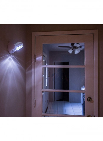 Remote Control 100 LED Vivid Votive Light White 9x13centimeter