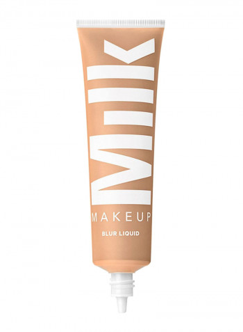 Blur Liquid Matte Foundation Medium Light
