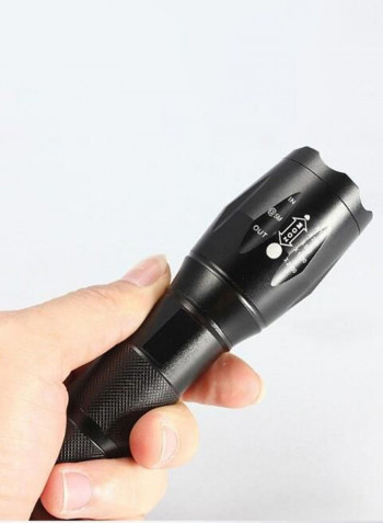 3000 Lumens Zoomable Flashlight Black 5x5cm