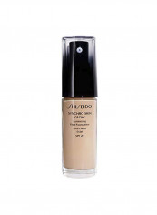 Synchro Skin Glow Luminizing Fluid Foundation Golden 4