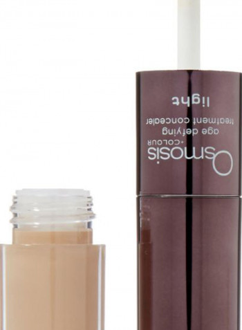 Defying Treatment Concealer Stick Light