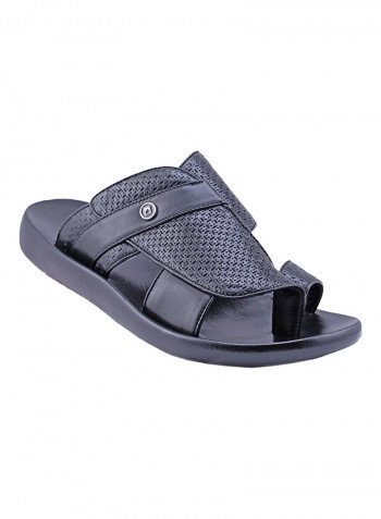 Laser-Cut Detail Arabic Sandals Black