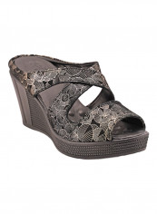 092-2006 Criss Cross Strap Wedge Sandals Gold/Black