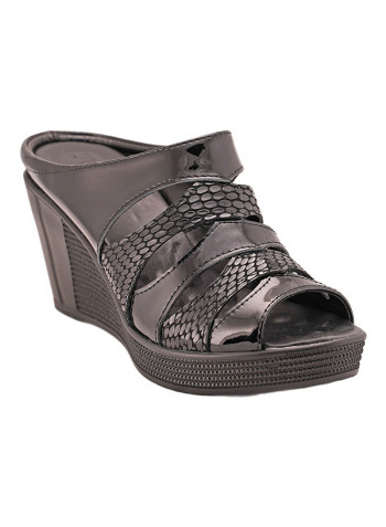 092-2007 Peep Toe Wedge Sandals Black