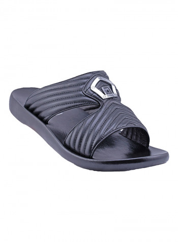 Buckle Detail Quilted Arabic Sandals Black