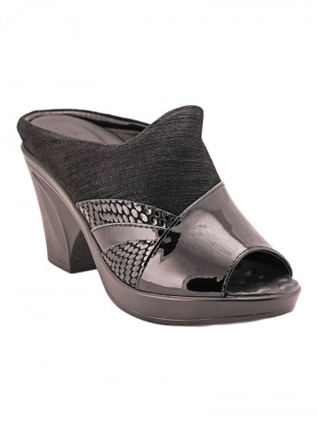 092-1997 Peep Toe Mules Black