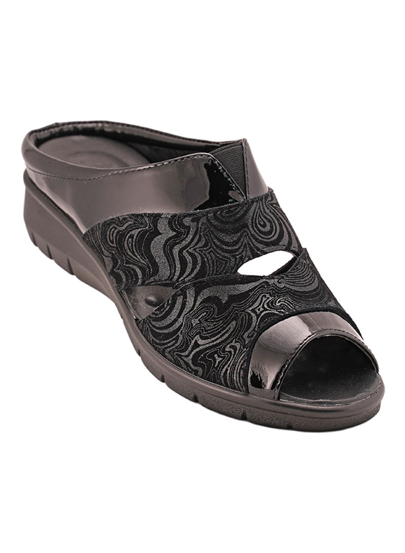 092-1792 Peep Toe Wedge Sandals Black