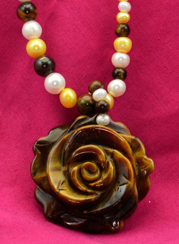 10 Karat Solid Yellow Gold With 5-10 mm Pearls And Tiger Eye Pendant Necklace