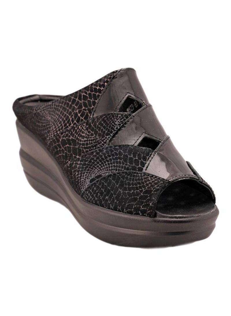 Slip-On Wedge Sandals Black