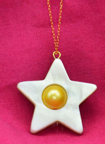 18K Gold Pearl Studded Pendant Necklace