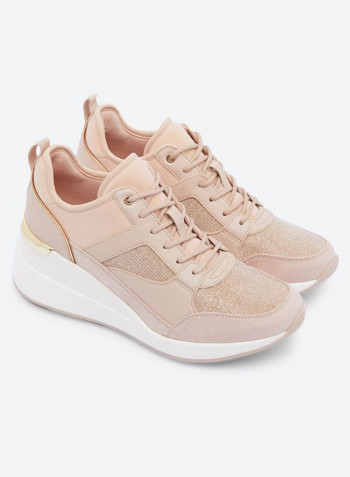 Women's Thrundra Lace Up Sneakers Light Pink