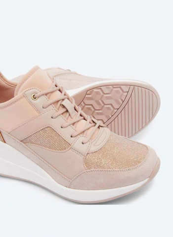 Women's Thrundra Lace Up Sneakers Light Pink