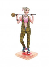 Birds Of Prey Harley Quinn PVC Figure 11 x 7 x 6inch