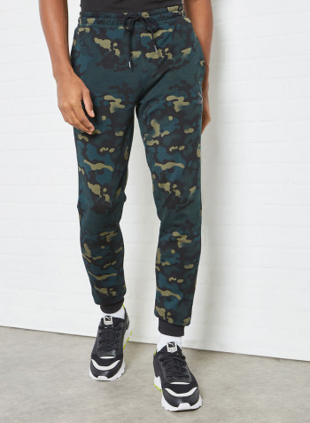 Classics Graphics Camo AOP Pants Green