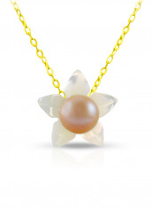 18 Karat Solid Yellow Gold 10 mm Mother Of Pearl Flower Shape With 4 mm Pearl Pendant Necklace
