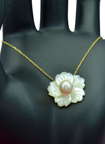 18 Karat Solid Yellow Gold 19 mm Flower Shape Mother Of Pearl With 6-7 mm Pearl Chain Bracelet