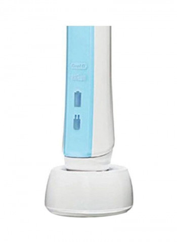 Pro 1000 Rechargeable Power Toothbrush Blue