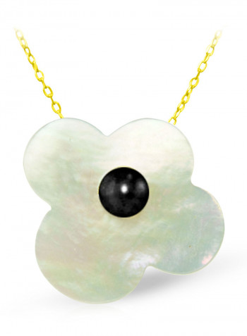 18 Karat Solid Yellow Gold Mother Of Pearl With 7 mm Flower Shape Pearl Pendant Necklace