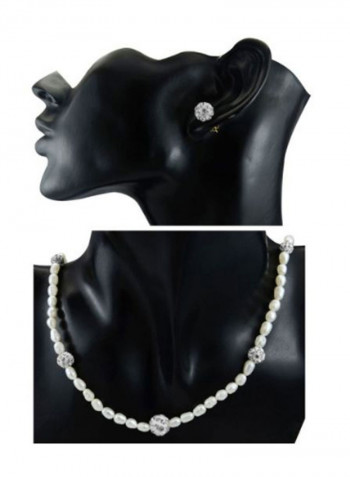 18 Karat Built-In Gradual Ball And Pearl Strand Jewellery Set