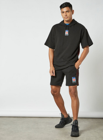 DECOR8 Short Sleeve Hoodie أسود