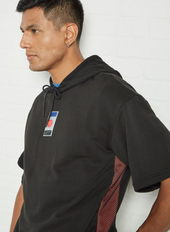 DECOR8 Short Sleeve Hoodie أسود