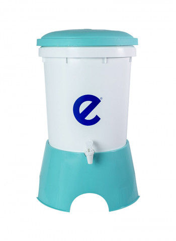 Affordable All-Natural Water Filter White/Blue