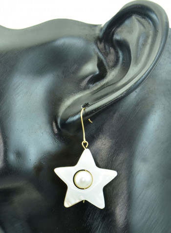 18 Karat Solid Yellow Gold Mother Of Pearl With 6-7 mm Star Shape Earrings