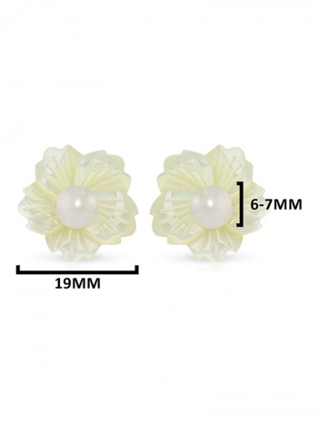 18 Karat Gold Flower Design Mother Of Pearl Earrings