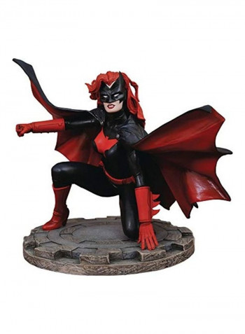 Gallery Batwoman PVC Figure 12x9x8inch