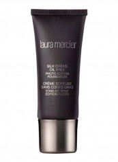 Silk Creme Oil Free Photo Edition Foundation 3C1 Dune