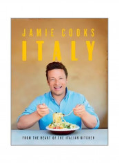 Jamie Cooks: Italy Hardcover