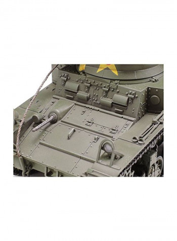 Light Tank Model Kit TAM35360