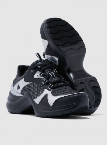 Solei St. Lace Up Low Top Sneakers Black/Grey