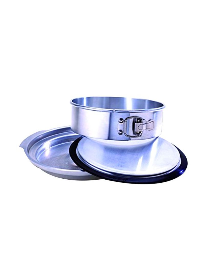 Spring Form Pan With Integrated Water Bath Basin Silver
