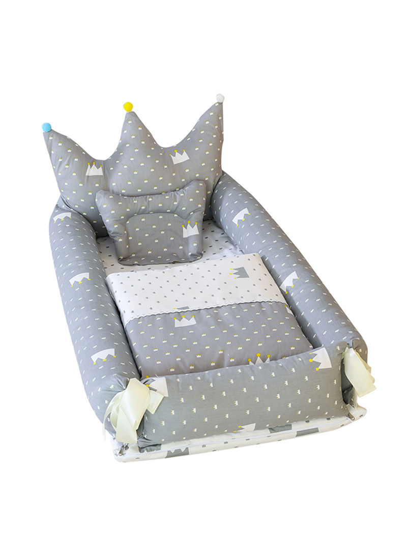 Portable Breathable Crown Baby Crib Bed