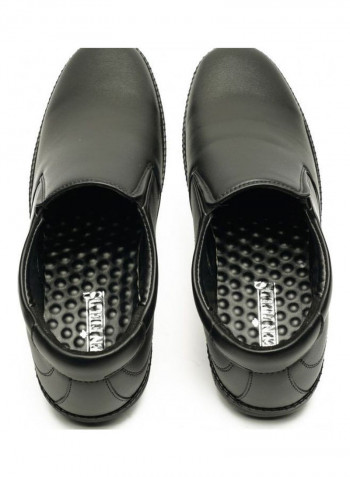 Easy Slip Ons With Comfort Sole أسود
