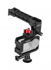 Camera Cage with Cold Shoe Mount and Metal Handle 7.8x5.4 x3.1cm Black reviews Camera Cage with Cold Shoe Mount and Metal Handle 7.8x5.4 x3.1cm Black