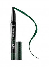 They're Real! Push-Up Eyeliner Beyond Green
