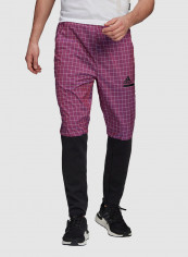 Z.N.E. Sportswear Primeblue Sweatpants Scarlet reviews Z.N.E. Sportswear Primeblue Sweatpants Scarlet