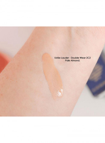 كريم أساس دابل وير نود ووتر فريش بعامل حماية من الشمس SPF 30 2C2 لوزي باهت