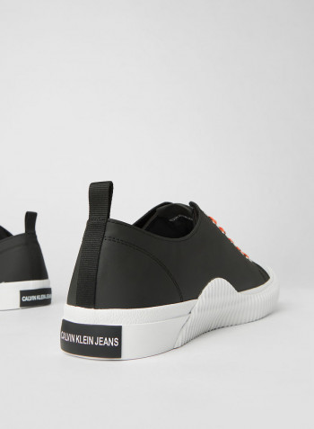 Vulcanized Sneakers Black