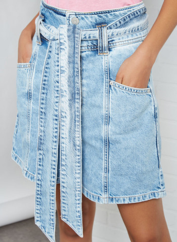 Self-Tie Belt Denim Mom Shorts Blue